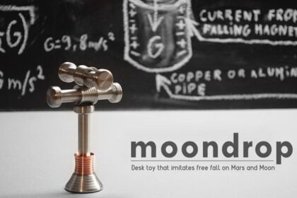 Moondrop, il giocattolo da scrivania che replica la forza di gravità presente sulla Luna e su Marte