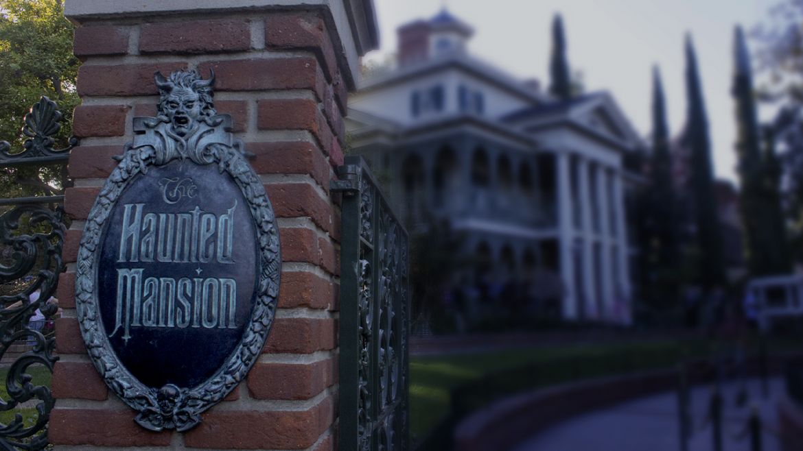 Haunted Mansion Disney Park
