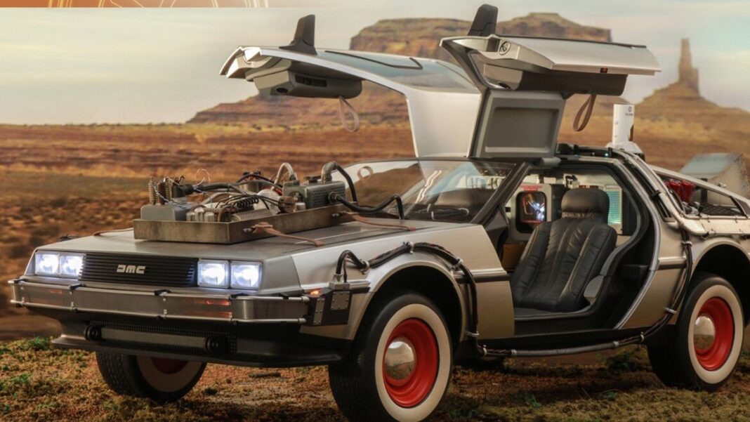 Hot Toys Ritorno al Futuro DeLorean